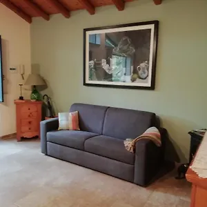  Hébergement de vacances Casa Vacanze Dietroserra Italie