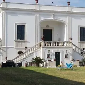Longo De Bellis Бари