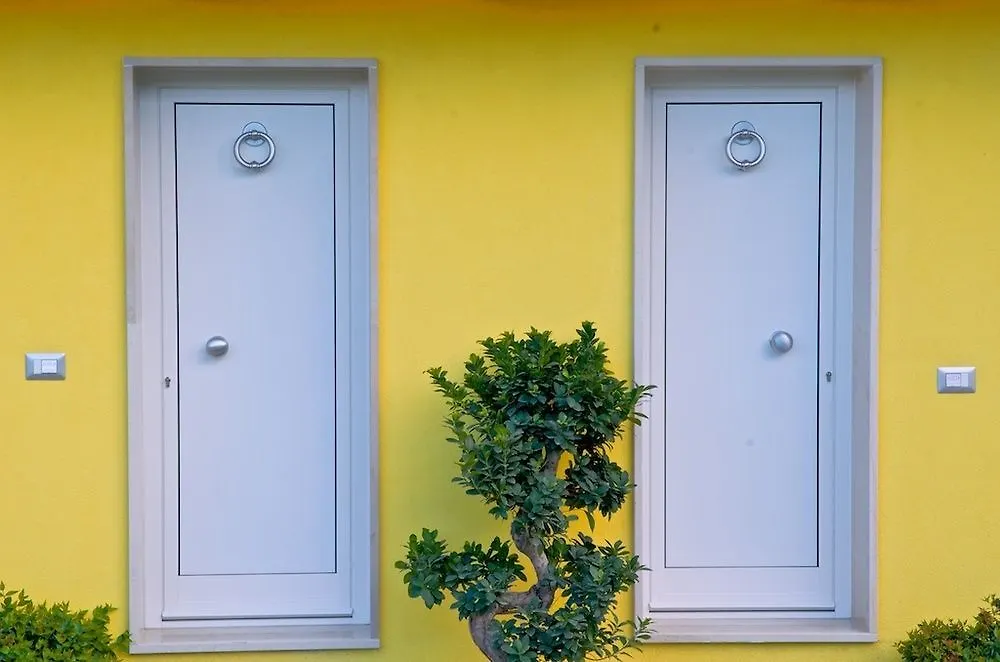 La Casa (Adults Only) Bed and Breakfast Μπάρι