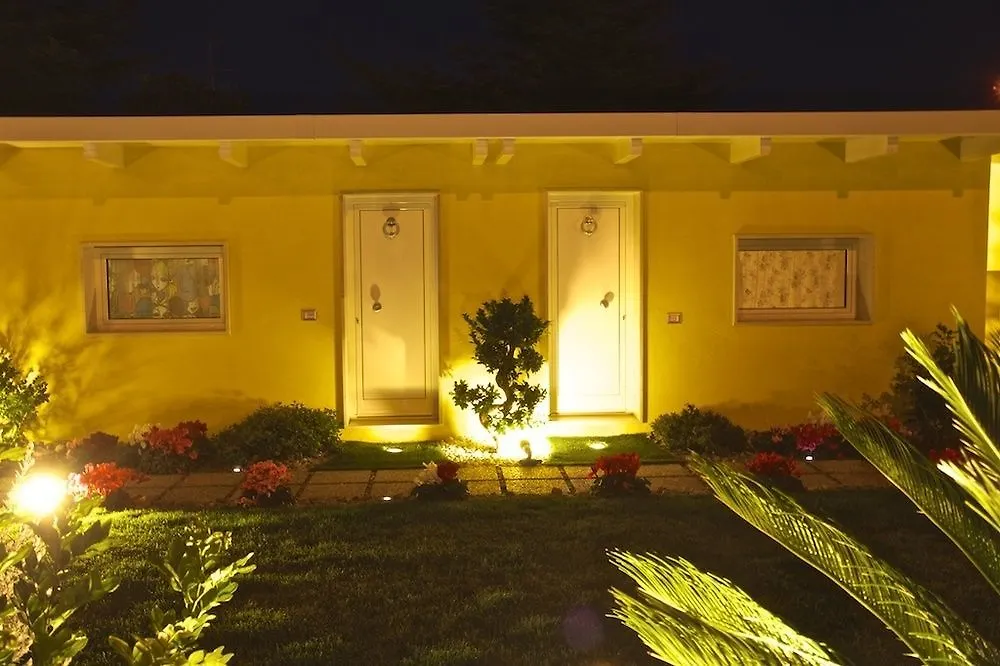 La Casa (Adults Only) Bed and Breakfast Bari Italië