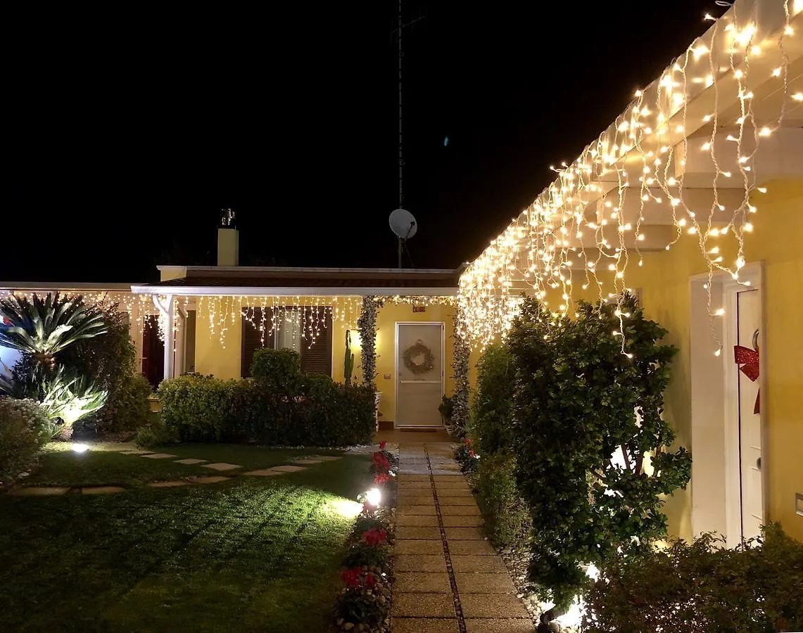La Casa (Adults Only) Bed and Breakfast Μπάρι