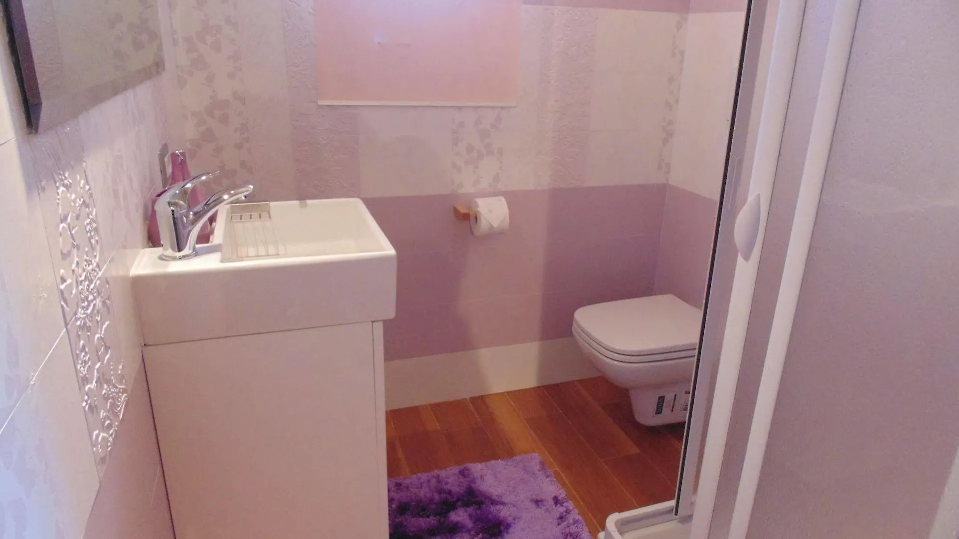 La Casa (Adults Only) Bed and Breakfast Μπάρι